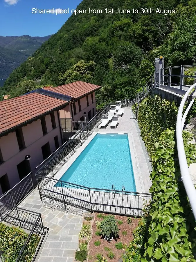 Appartamento 4 Nesso Apartment